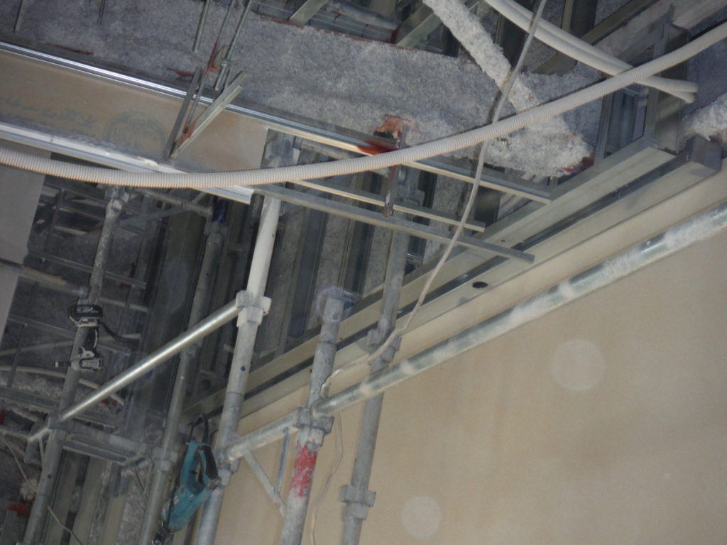 愛知県小牧市 公共施設 スポーツセンター 耐火被覆工事【オンソー有限会社】