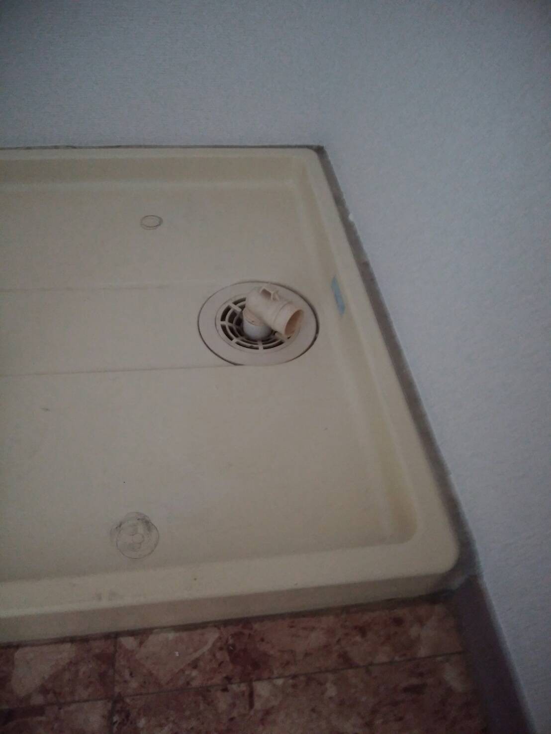 愛知県名古屋市名東区 マンション 洗濯パン水廻り コーキング工事【オンソー有限会社】