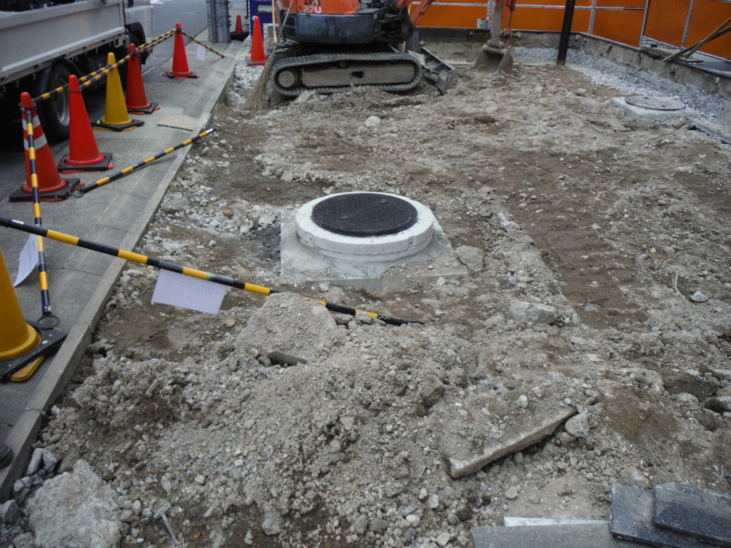 愛知県名古屋市中区 オフィスビル 花壇から駐車場へ外構工事【オンソー有限会社】