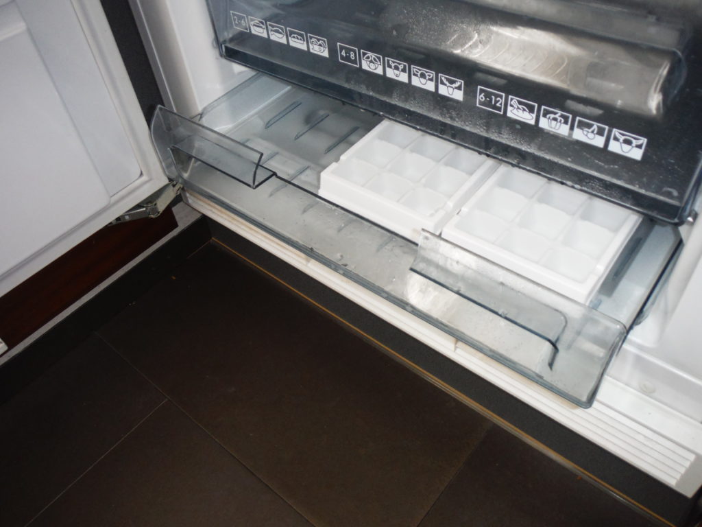 愛知県名古屋市中区の高層マンションにて、原状回復工事を行いました。【オンソー有限会社】