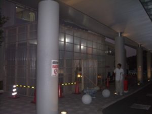 三重県志摩市 病院 緊急車両のための仮設通路設置工事【オンソー有限会社】